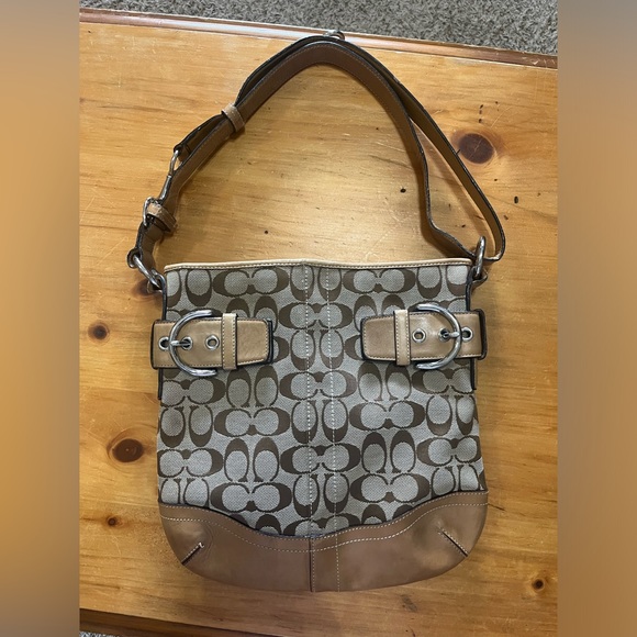 Coach Purse Tan - Picture 1 of 5
